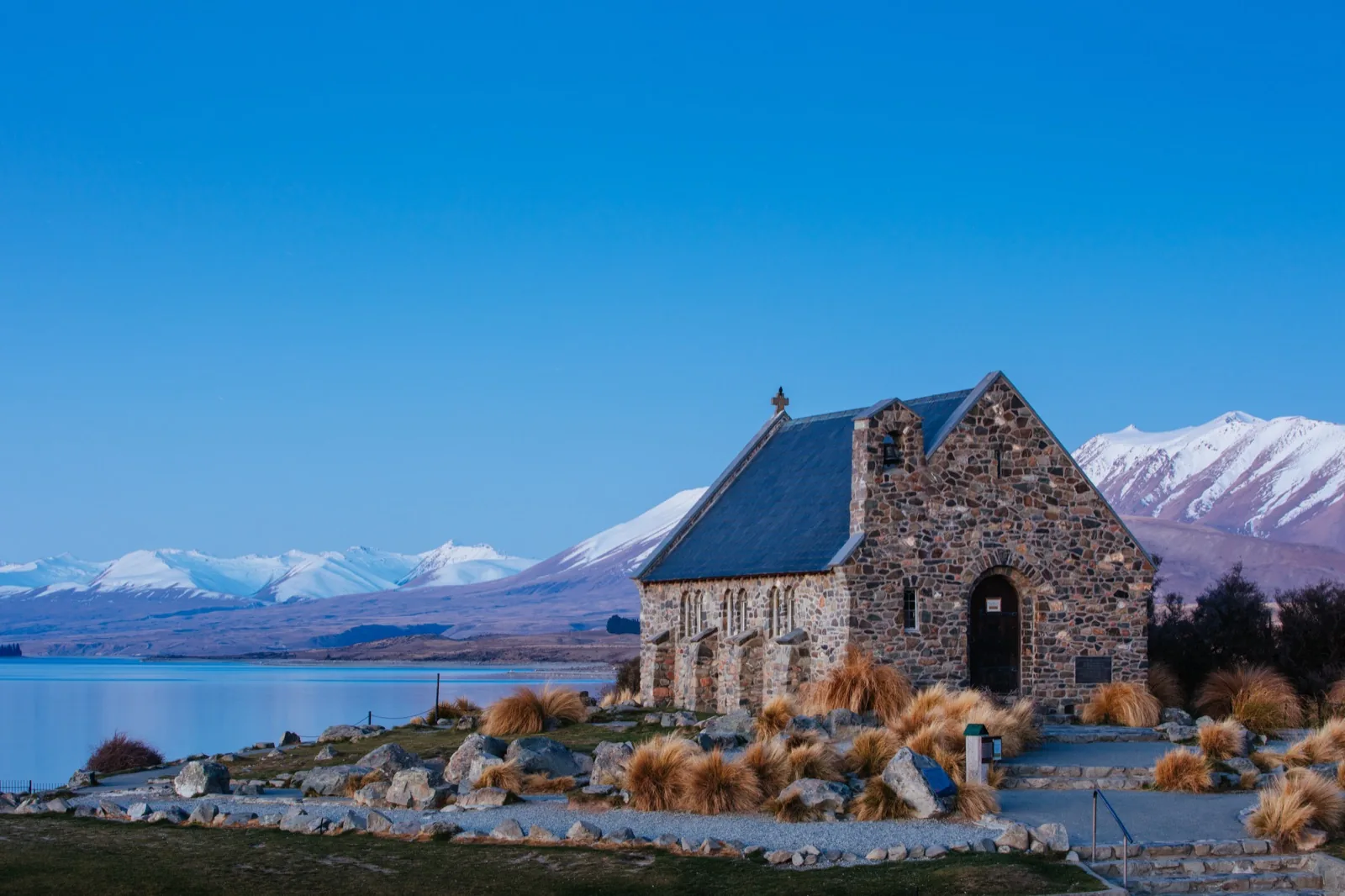 แอร์โรว์ทาวน์ – สะพาน Kawarau – ทะเลสาบวานาก้า – เทคาโป - Wanvela