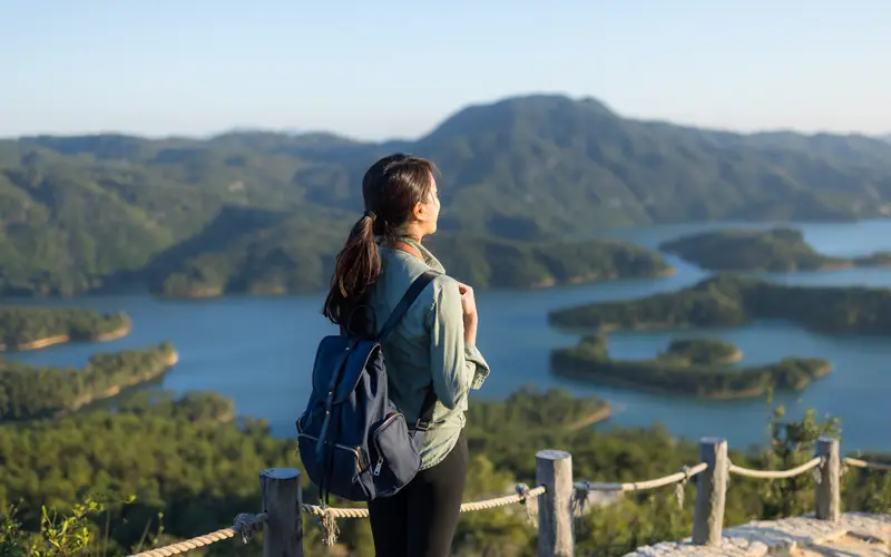 Solo female traveler — Wanvela Journal